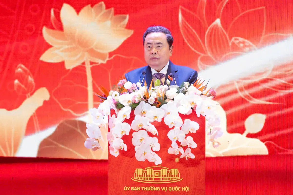 Phát huy vai trò của HĐND trong xây dựng cơ chế đột phá, thúc đẩy tăng trưởng "2 con số" - Ảnh 2.