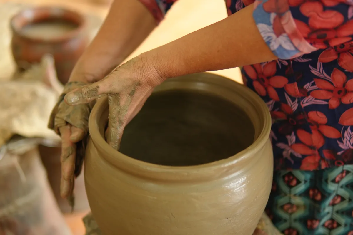 Kh&aacute;nh H&ograve;a:Tăng cường bảo tồn l&agrave;ng nghề gốm Chăm truyền thống - Ảnh 3.