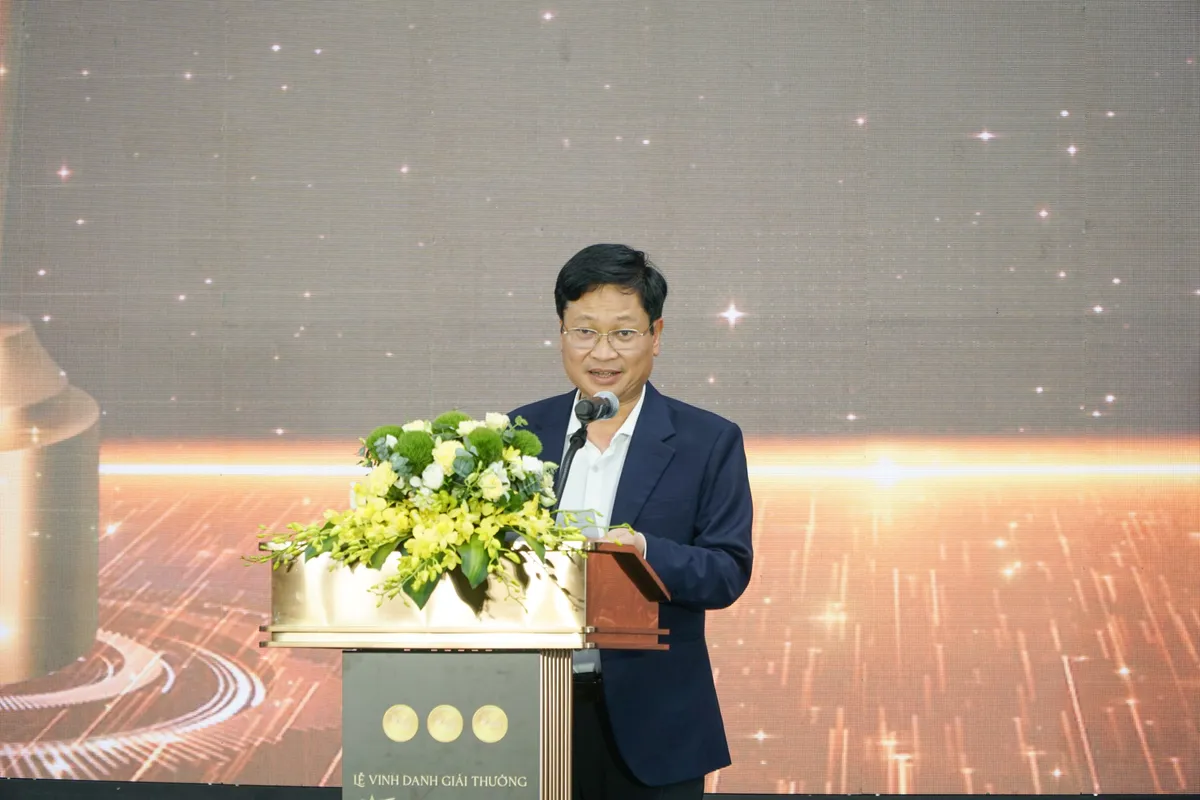 T&ocirc;n vinh những giải ph&aacute;p c&ocirc;ng nghệ gi&uacute;p ph&aacute;t triển kinh tế số - Ảnh 3.