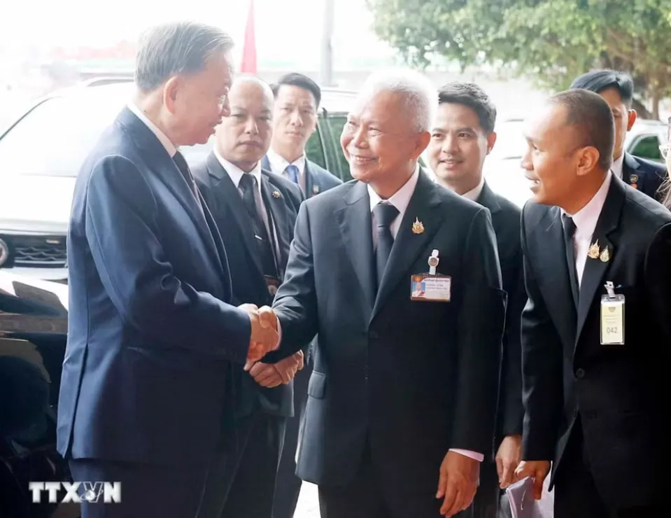 Tổng Bí thư, Chủ tịch nước Tô Lâm hội kiến Chủ tịch Quốc hội Thái Lan Sophon Saram - Ảnh 1.
