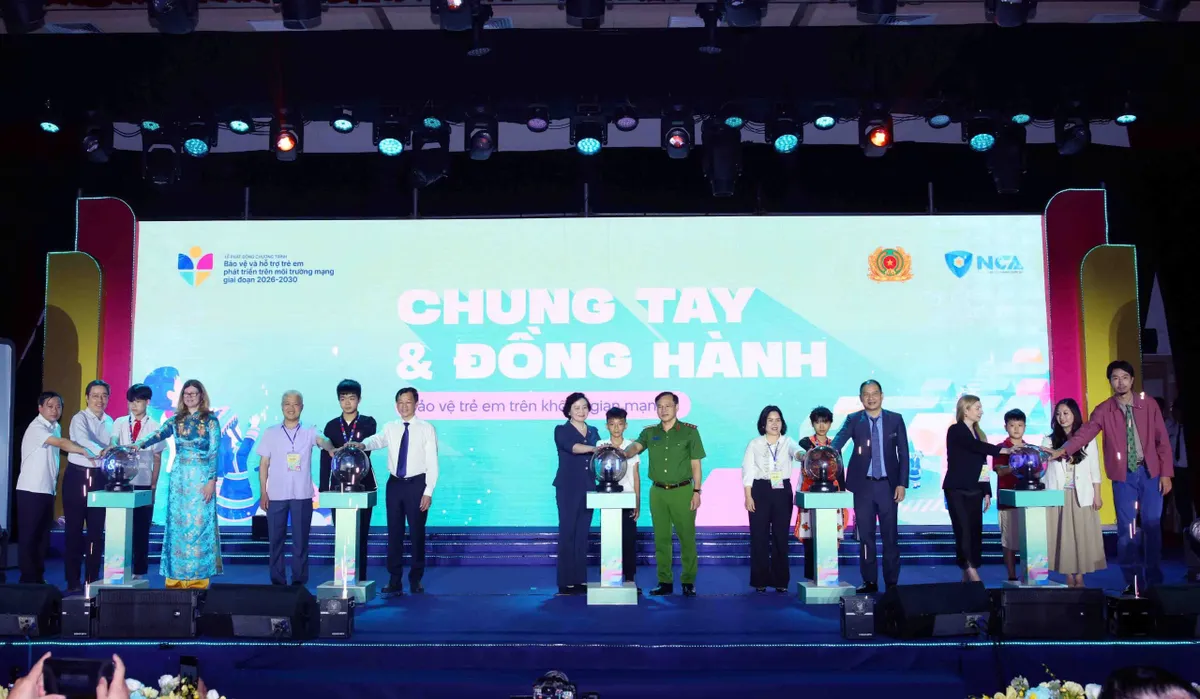 Th&uacute;c đẩy kỹ năng an to&agrave;n số cho trẻ em Việt Nam  - Ảnh 2.