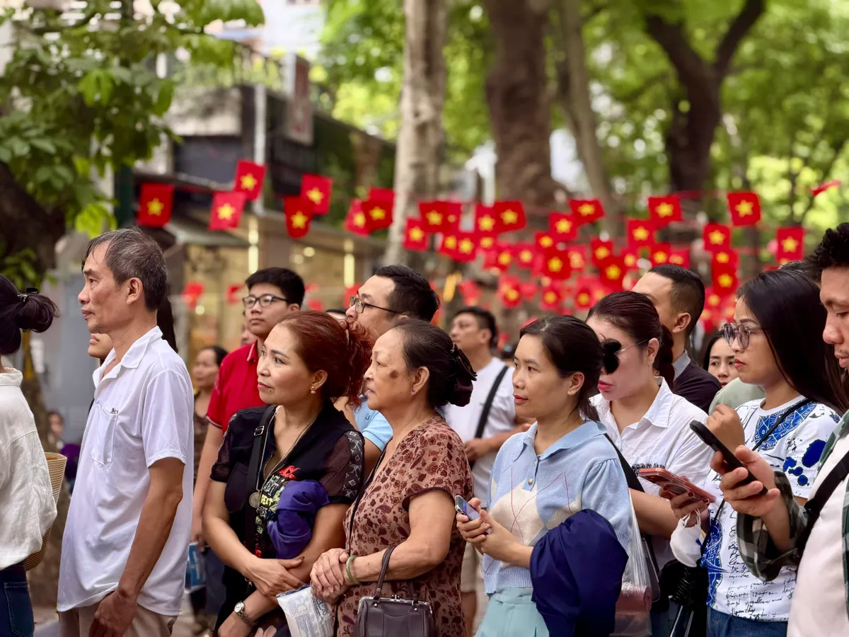 Ban đại diện cha mẹ học sinh không được thu, quản lý tiền hỗ trợ - Ảnh 1.