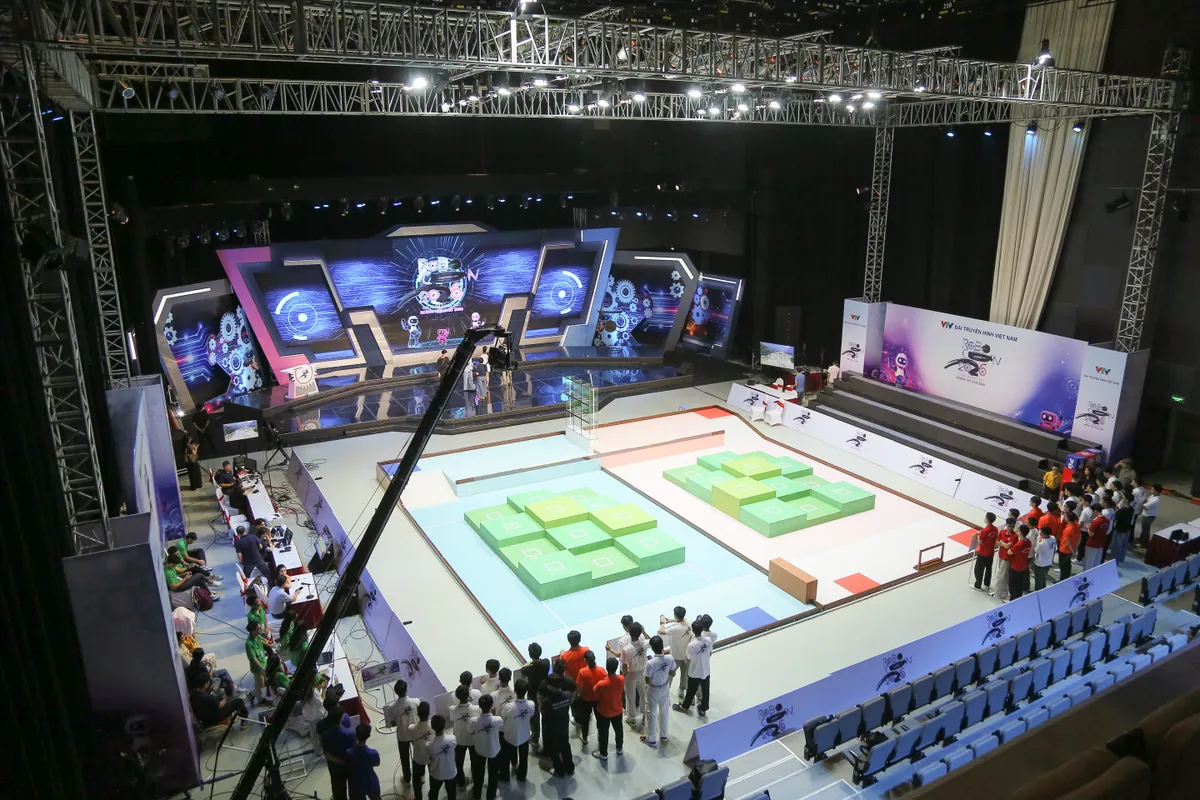 Robocon Việt Nam 2026: Chuẩn bị sẵn s&agrave;ng cho v&ograve;ng chung kết  - Ảnh 1.