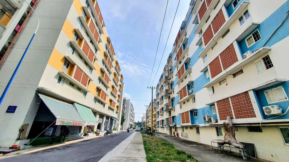 Giá nhà leo thang, thuê nhà có thành lựa chọn dài hạn?- Ảnh 2. Giá nhà leo thang, thuê nhà có thành lựa chọn dài hạn?- Ảnh 2.