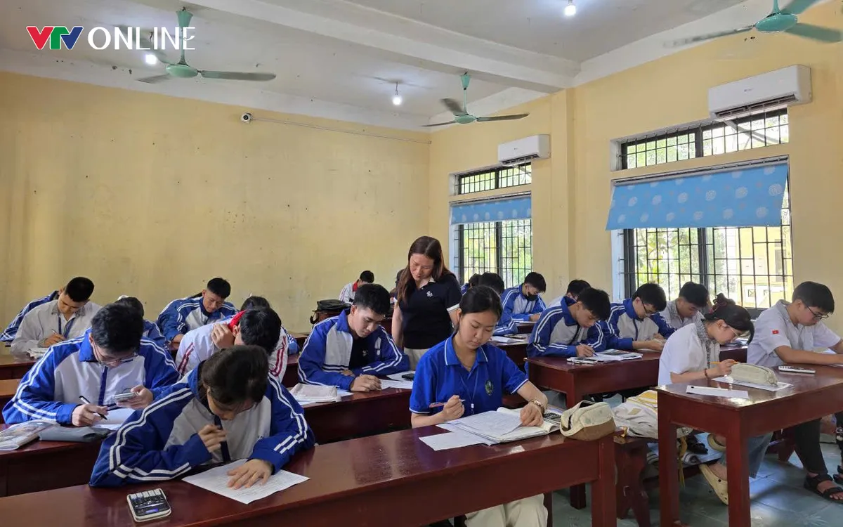 Học sinh trường THPT Tam Nông tập trung ôn thi cho kỳ thi 2026