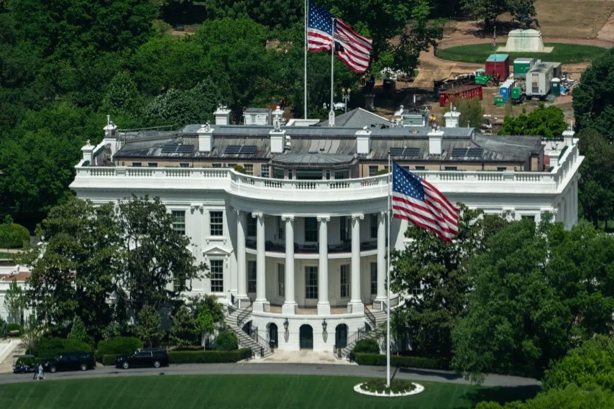 Thẩm phán Mỹ tạm ngăn chặn Tổng thống Trump lập quỹ 1,8 tỷ USD - Ảnh 1. Thẩm phán Mỹ tạm ngăn chặn Tổng thống Trump lập quỹ 1,8 tỷ USD - Ảnh 1.