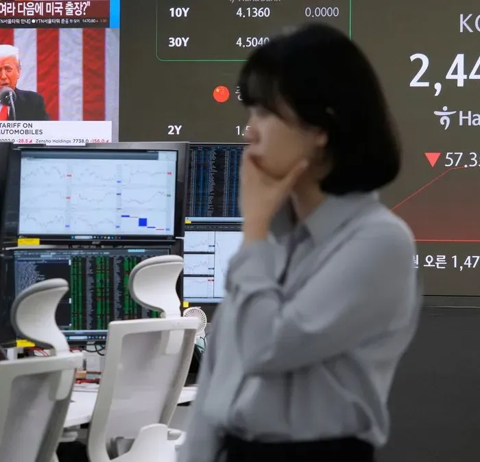 Người trẻ H&agrave;n Quốc đổ tiền v&agrave;o chứng kho&aacute;n giữa &aacute;p lực kinh tế v&agrave; giấc mơ tự do t&agrave;i ch&iacute;nh- Ảnh 1.