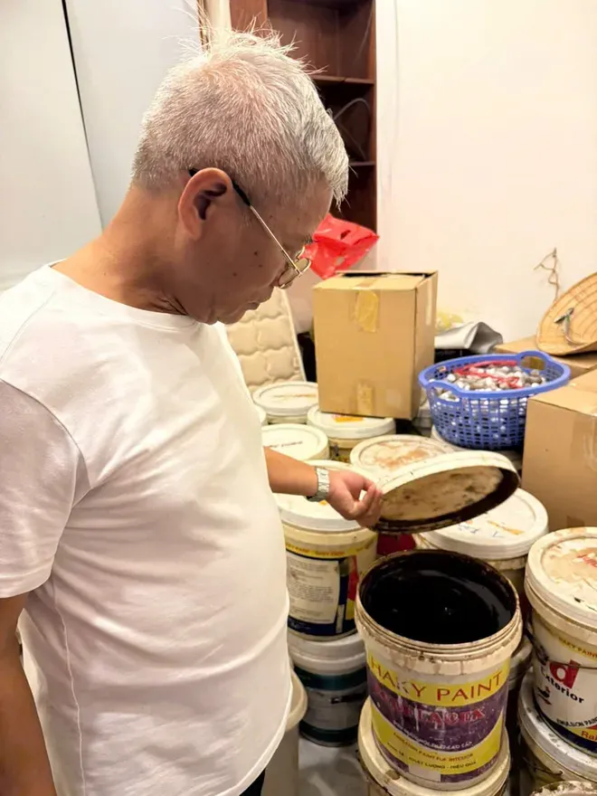 Triệt phá đường dây sản xuất, buôn bán thuốc Đông dược trái phép quy mô lớn liên tỉnh- Ảnh 1. Triệt phá đường dây sản xuất, buôn bán thuốc Đông dược trái phép quy mô lớn liên tỉnh- Ảnh 1.