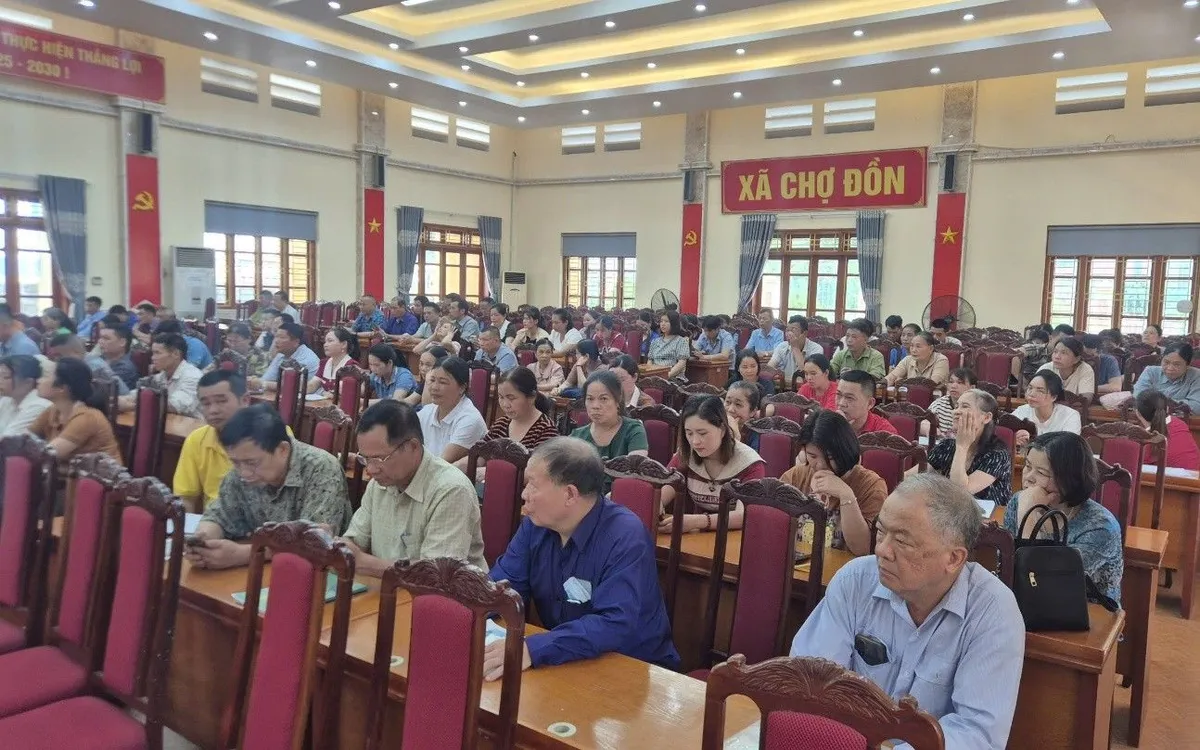 Sở KH&CN tỉnh Thái Nguyên phối hợp các xã, phường tổ chức hội nghị tập huấn, phổ cập kỹ năng số cho thành viên tổ công nghệ số cộng đồng.