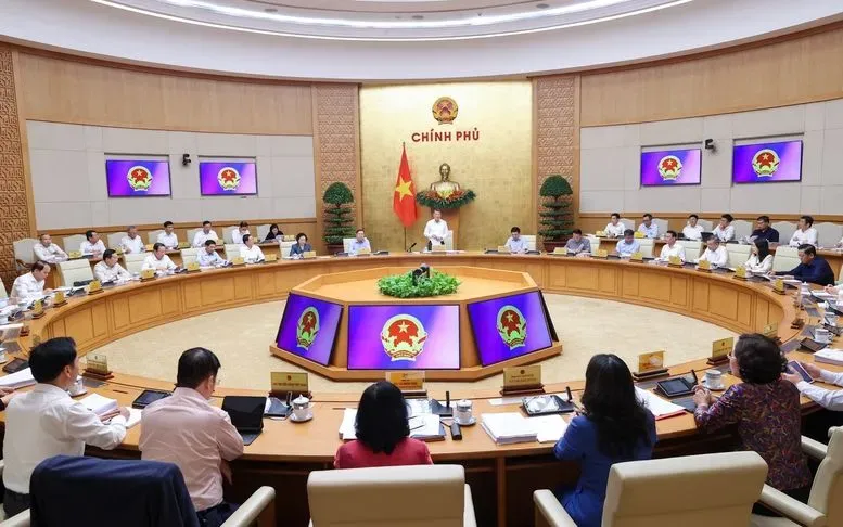 Chính phủ ban hành Quy chế làm việc mới, đề cao trách nhiệm cá nhân và chuyển đổi số- Ảnh 1. Chính phủ ban hành Quy chế làm việc mới, đề cao trách nhiệm cá nhân và chuyển đổi số- Ảnh 1.