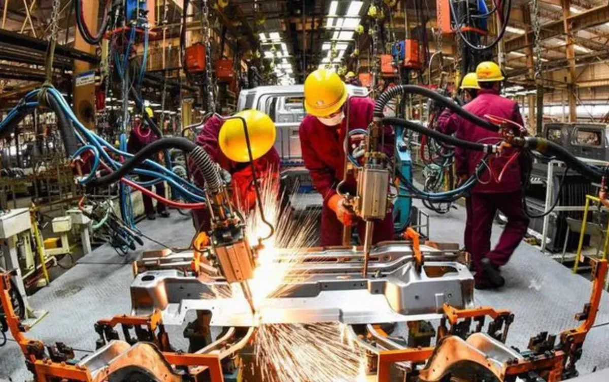 Ch&iacute;nh phủ đặt mục ti&ecirc;u tăng GDP 11,9% trong 6 th&aacute;ng cuối năm - Ảnh 1.