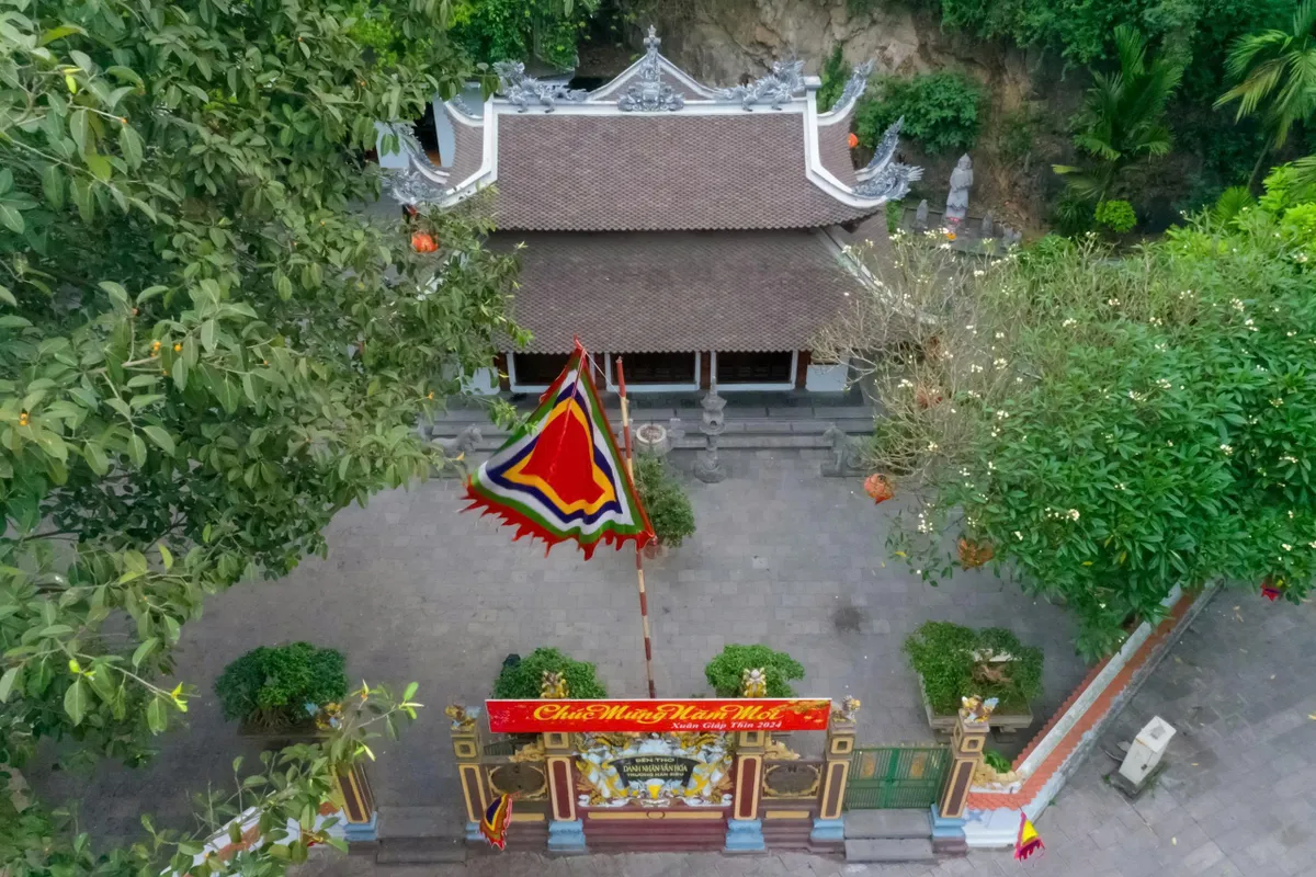 Ninh B&igrave;nh: Ma Nhai n&uacute;i Non Nước - Những trang sử khắc tr&ecirc;n đ&aacute; v&agrave; h&agrave;nh tr&igrave;nh vươn tầm di sản thế giới - Ảnh 1.