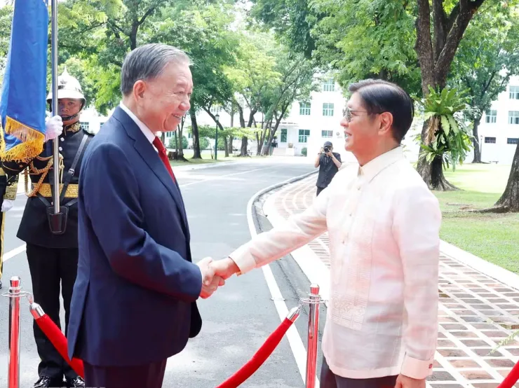 21 loạt đại bác chào mừng Tổng Bí thư, Chủ tịch nước Tô Lâm thăm cấp Nhà nước tới Philippines- Ảnh 1. 21 loạt đại bác chào mừng Tổng Bí thư, Chủ tịch nước Tô Lâm thăm cấp Nhà nước tới Philippines- Ảnh 1.