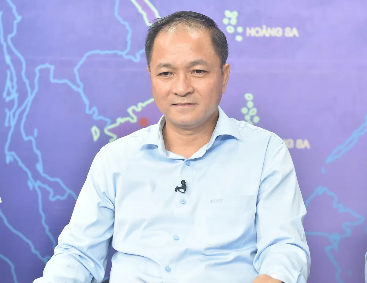"Không Chính phủ nào bơm máu bẩn vào nền kinh tế": Thông điệp đanh thép từ bước ngoặt chuyển đổi xăng E10 - Ảnh 2.
