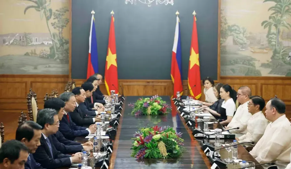 Tổng B&iacute; thư, Chủ tịch nước T&ocirc; L&acirc;m hội đ&agrave;m với Tổng thống Philippines - Ảnh 2.