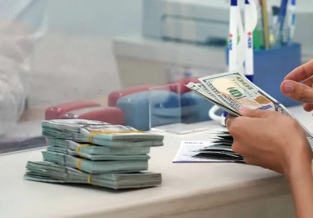 Đề xuất đặt đại lý đổi ngoại tệ tại các khu vực tập trung nhiều khách du lịch quốc tế - Ảnh 1. Đề xuất đặt đại lý đổi ngoại tệ tại các khu vực tập trung nhiều khách du lịch quốc tế - Ảnh 1.