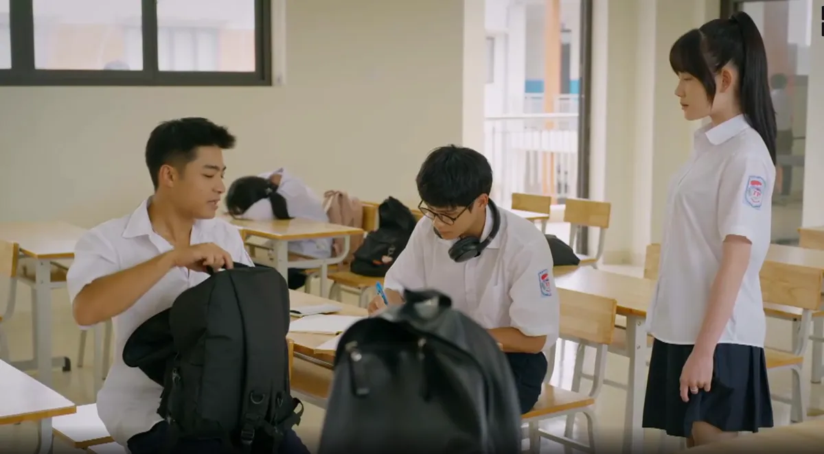 Ph&iacute;a b&ecirc;n kia th&agrave;nh phố - Tập 4: Tuyết Lan ước m&igrave;nh chết thay anh trai - Ảnh 5.