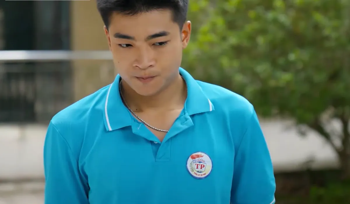 Phía bên kia thành phố - Tập 5: Vừa làm anh hùng bảo vệ mỹ nhân, Cương nhận ngay tin crush thích bạn thân mình - Ảnh 9.