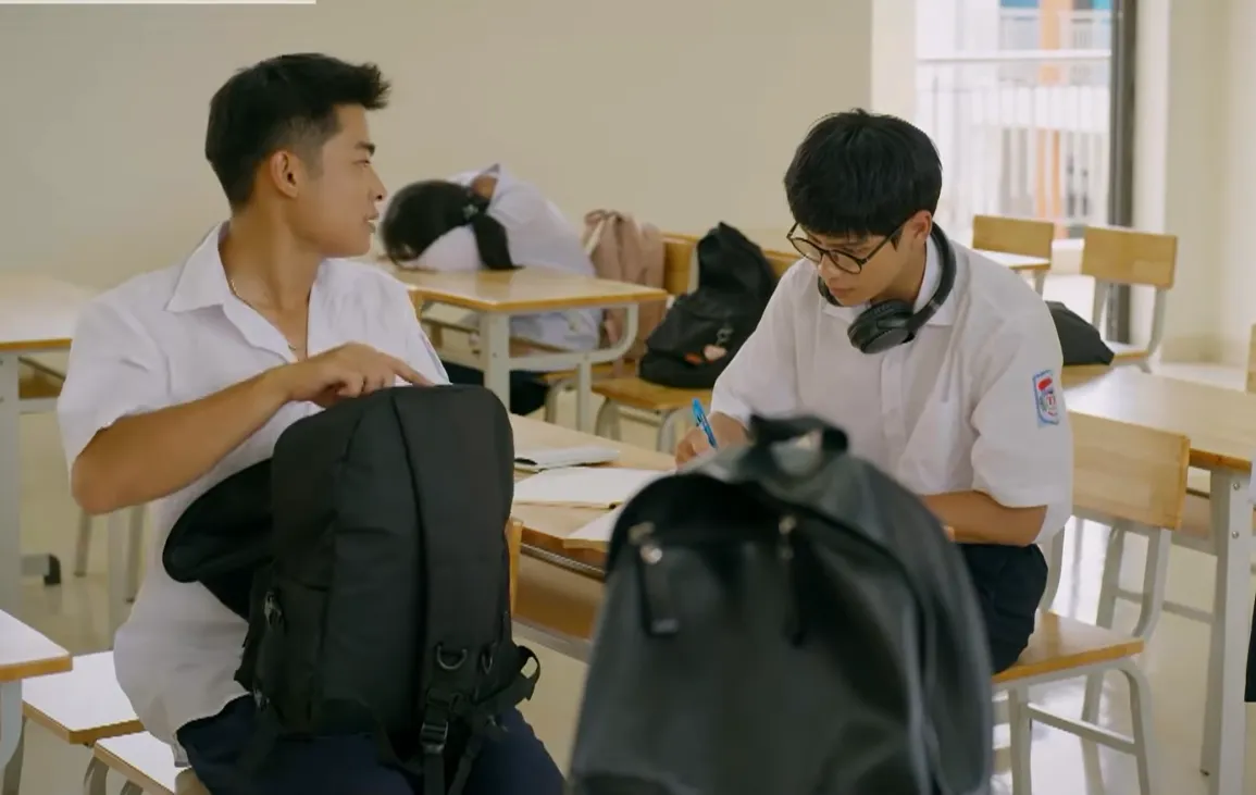 Phía bên kia thành phố - Tập 4: Khuê tố Tuyết Lan gian lận trong cuộc thi nghiên cứu khoa học - Ảnh 2.
