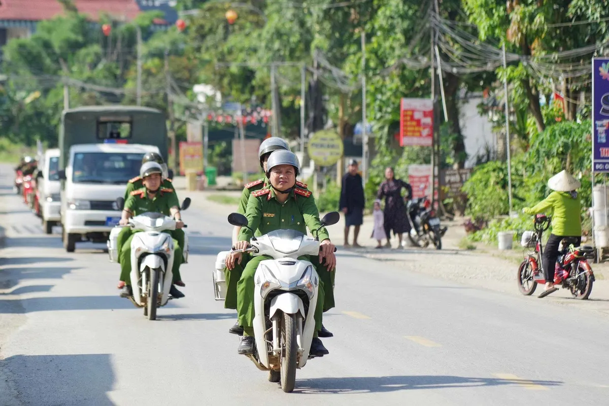 Phú Thọ đồng loạt ra quân tại 148 xã, phường, quyết liệt đấu tranh với tội phạm ma túy - Ảnh 4.