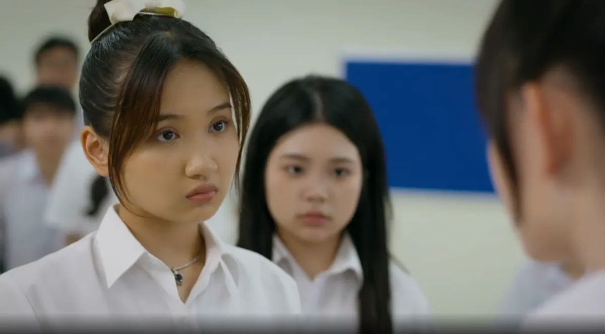 Phía bên kia thành phố - Tập 5: Khuê phũ phàng từ chối Lan, Cương rủ rê Lan trốn học - Ảnh 12.