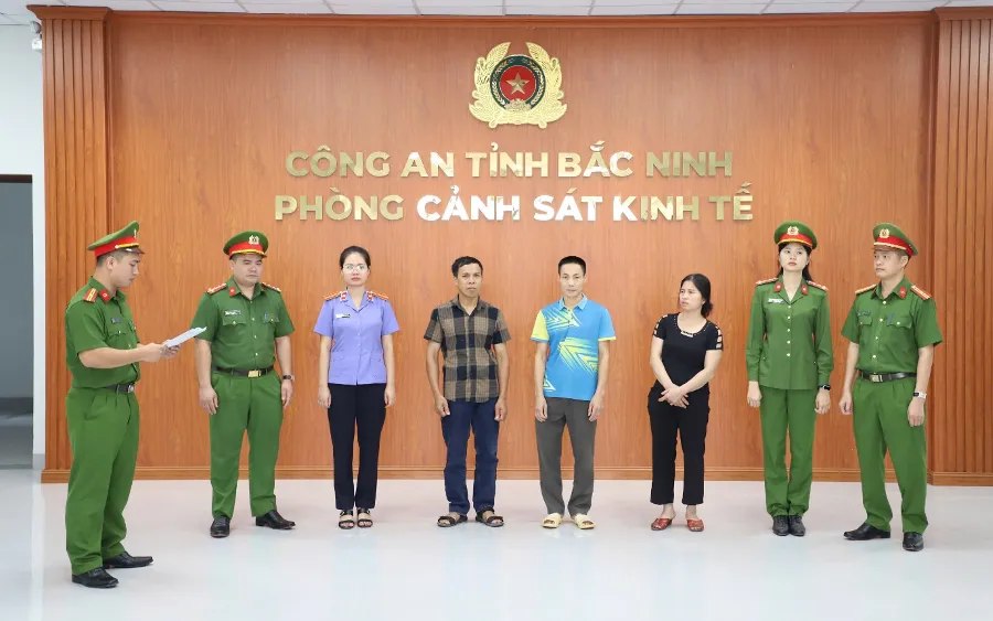 Các đối tượng tại cơ quan Công an. (ảnh: Công an Bắc Ninh)