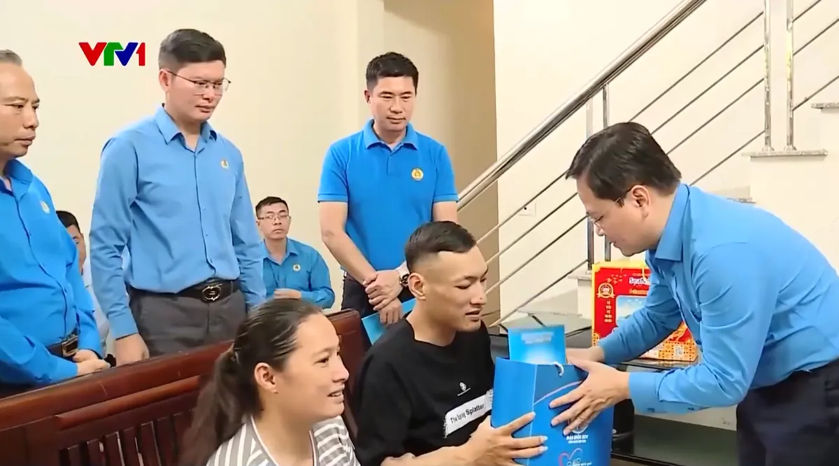 C&ocirc;ng đo&agrave;n - Điểm tựa vững chắc của c&ocirc;ng nh&acirc;n lao động - Ảnh 1.
