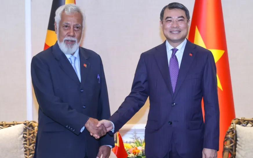 Thủ tướng Chính phủ Lê Minh Hưng có cuộc tiếp xúc song phương với Thủ tướng Timor-Leste Xanana Gusmão tại Cebu, Philippines ngày 7/5. Ảnh: VGP