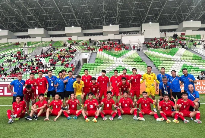 C&ocirc;ng Hậu b&ugrave;ng nổ, U19 Việt Nam đại thắng Myanmar 5-0 tại giải Đ&ocirc;ng Nam &Aacute;- Ảnh 1.