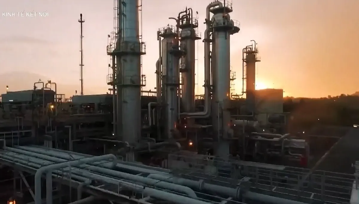 PV GAS lập kỷ lục doanh thu tương đương 1,1% GDP cả nước- Ảnh 7. PV GAS lập kỷ lục doanh thu tương đương 1,1% GDP cả nước- Ảnh 7.