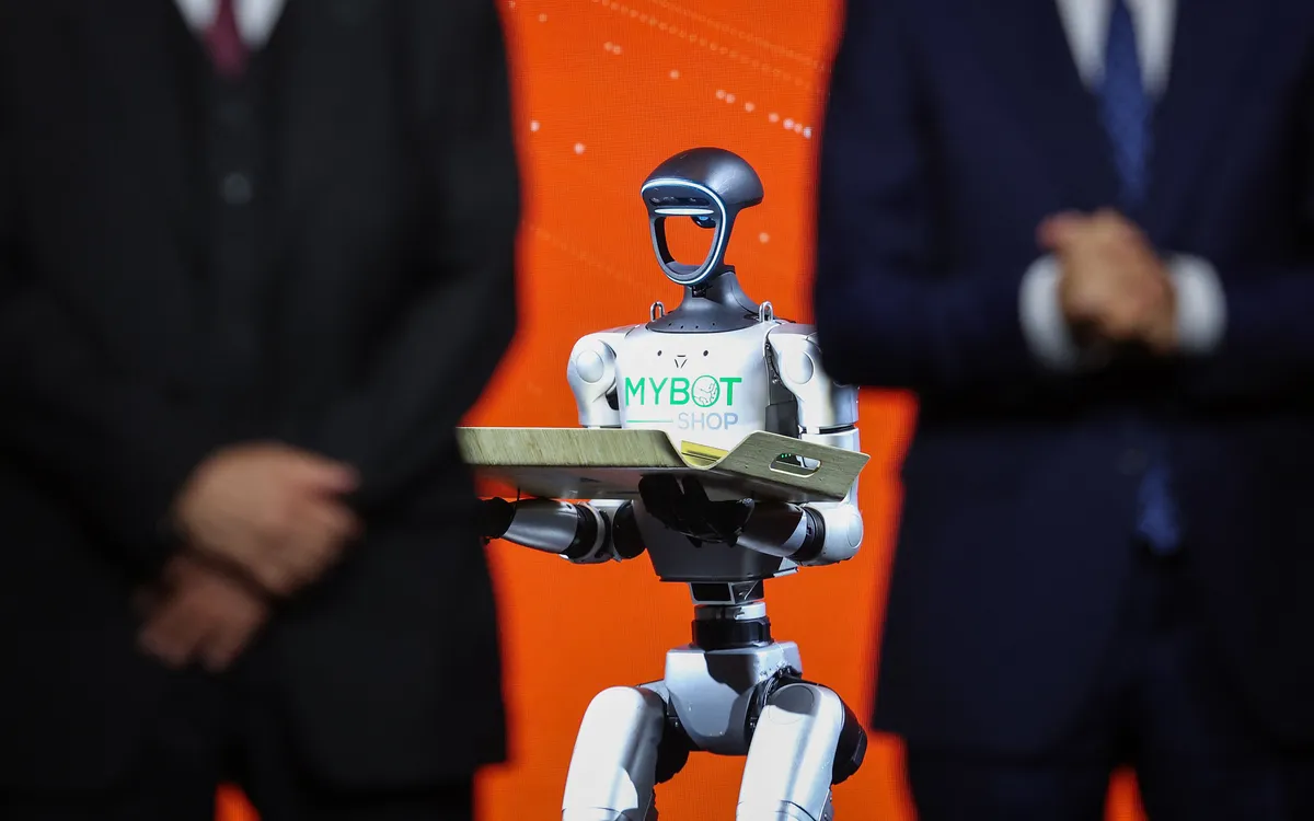 Trung Quốc vượt Nhật Bản về robot hình người