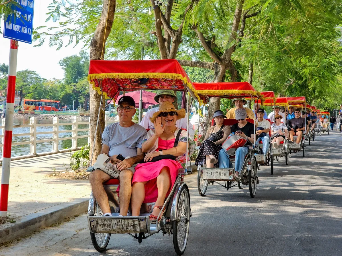 Lần đầu ti&ecirc;n Việt Nam đ&oacute;n 10,6 triệu lượt kh&aacute;ch quốc tế trong 5 th&aacute;ng- Ảnh 1.