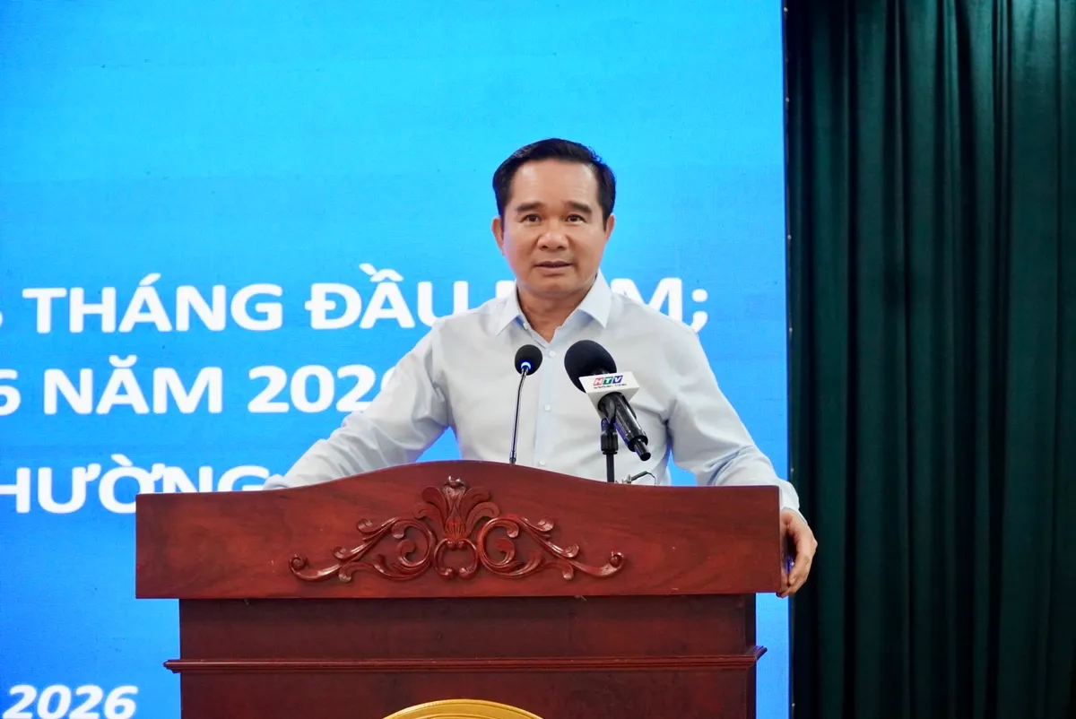 Chủ tịch UBND TP Hồ Chí Minh đặt nguyên tắc "6 rõ", "3 không" thúc đẩy giải ngân đầu tư công- Ảnh 6. Chủ tịch UBND TP Hồ Chí Minh đặt nguyên tắc "6 rõ", "3 không" thúc đẩy giải ngân đầu tư công- Ảnh 6.