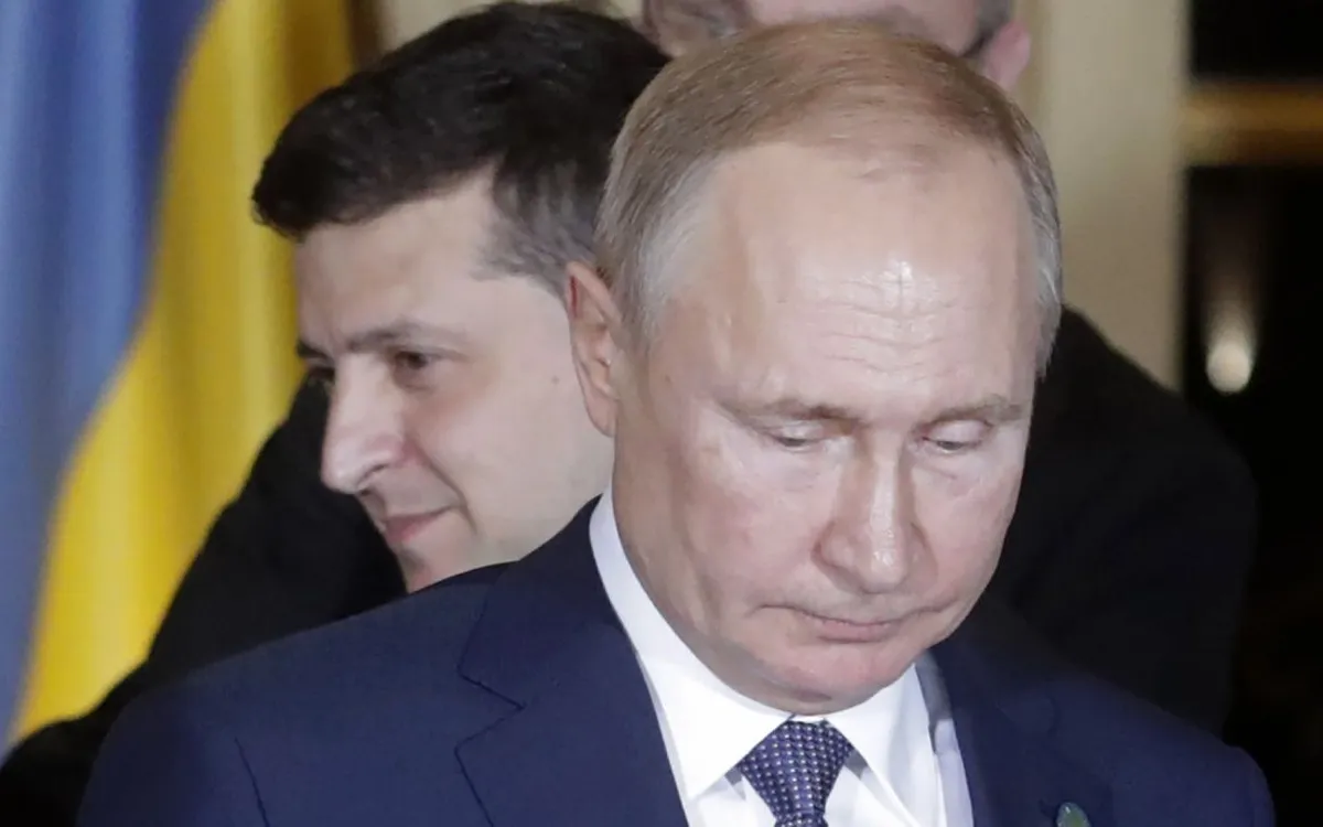 Cuộc gặp trực tiếp đầu tiên và duy nhất giữa Tổng thống Nga Vladimir Putin và Tổng thống Ukraine Volodymyr Zelensky vào tháng 12/2019 tại Paris, Pháp (Ảnh: TASS)