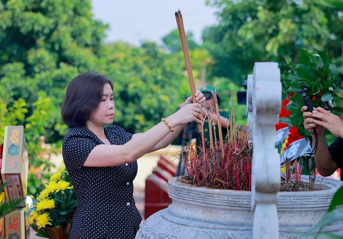 Ph&uacute; Thọ lấy mẫu ADN h&agrave;i cốt liệt sĩ chưa x&aacute;c định danh t&iacute;nh, phấn đấu ho&agrave;n th&agrave;nh trước th&aacute;ng 3/2027 - Ảnh 1.