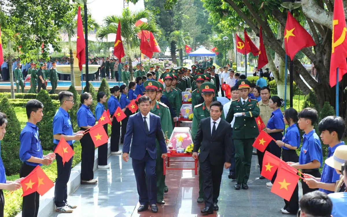 Đắk Lắk truy điệu, an táng 27 hài cốt liệt sĩ quân tình nguyện hy sinh tại Campuchia
