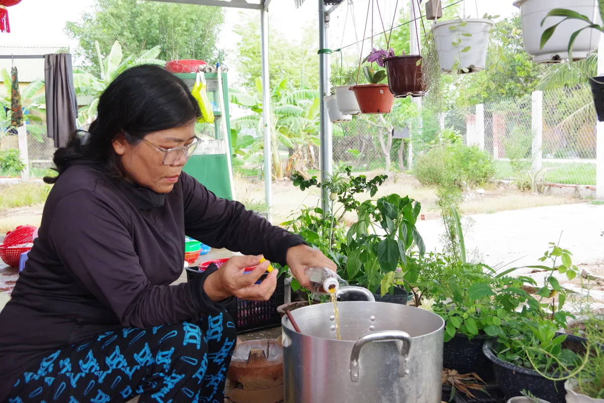 Ấm &aacute;p những bữa cơm nghĩa t&igrave;nh qu&acirc;n d&acirc;n nơi đại ng&agrave;n B&aacute;c &Aacute;i (Kh&aacute;nh H&ograve;a)- Ảnh 5.