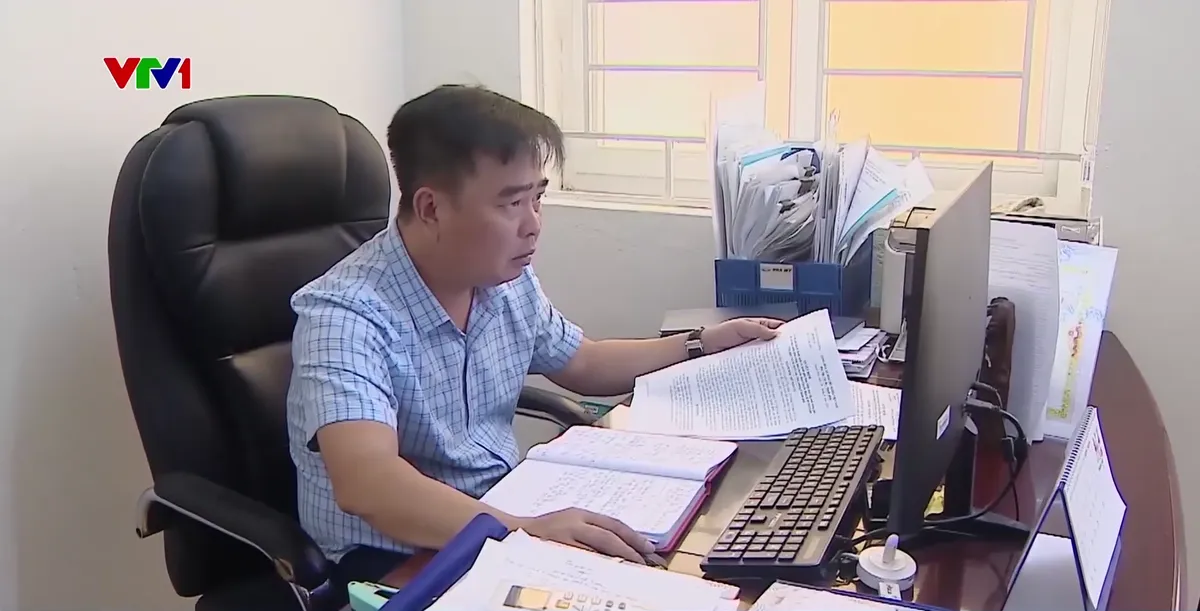 Sắp xếp thôn, tổ dân phố gắn với nâng cao chất lượng cán bộ cơ sở - Ảnh 2.