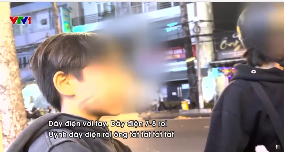 Những đứa trẻ bán hoa quả đến 2 giờ sáng và nỗi sợ không bán hết hàng - Ảnh 6.