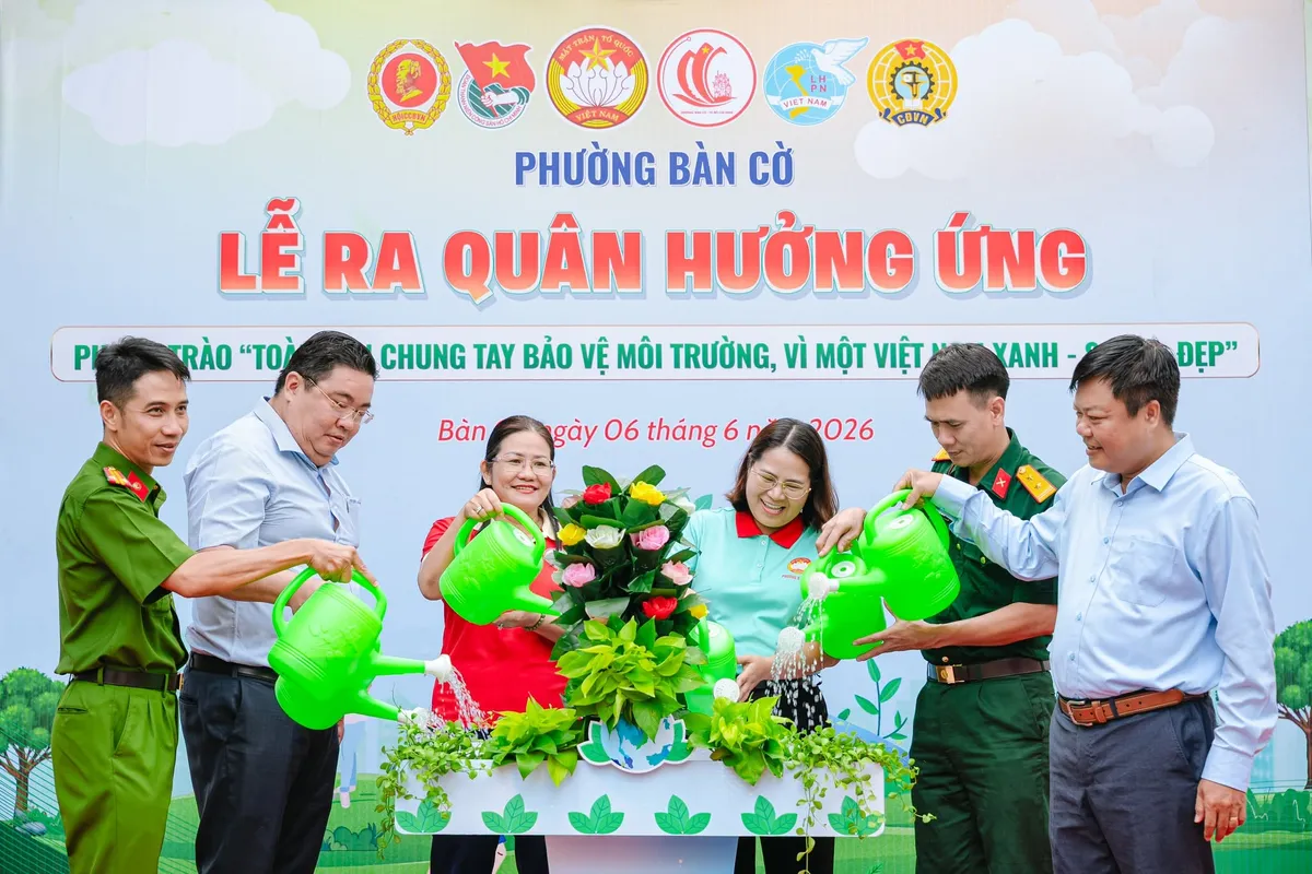 TP Hồ Chí Minh phát động phong trào toàn dân tham gia bảo vệ môi trường - Ảnh 3.