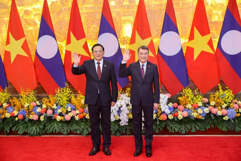 Thủ tướng Lê Minh Hưng chủ trì lễ đón chính thức Thủ tướng Lào Sonexay Siphandone  - Ảnh 4.