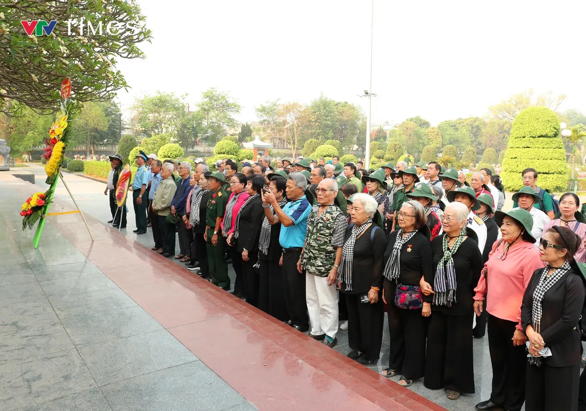 Đi t&igrave;m t&ecirc;n cho những người nằm lại Điện Bi&ecirc;n - Ảnh 2.