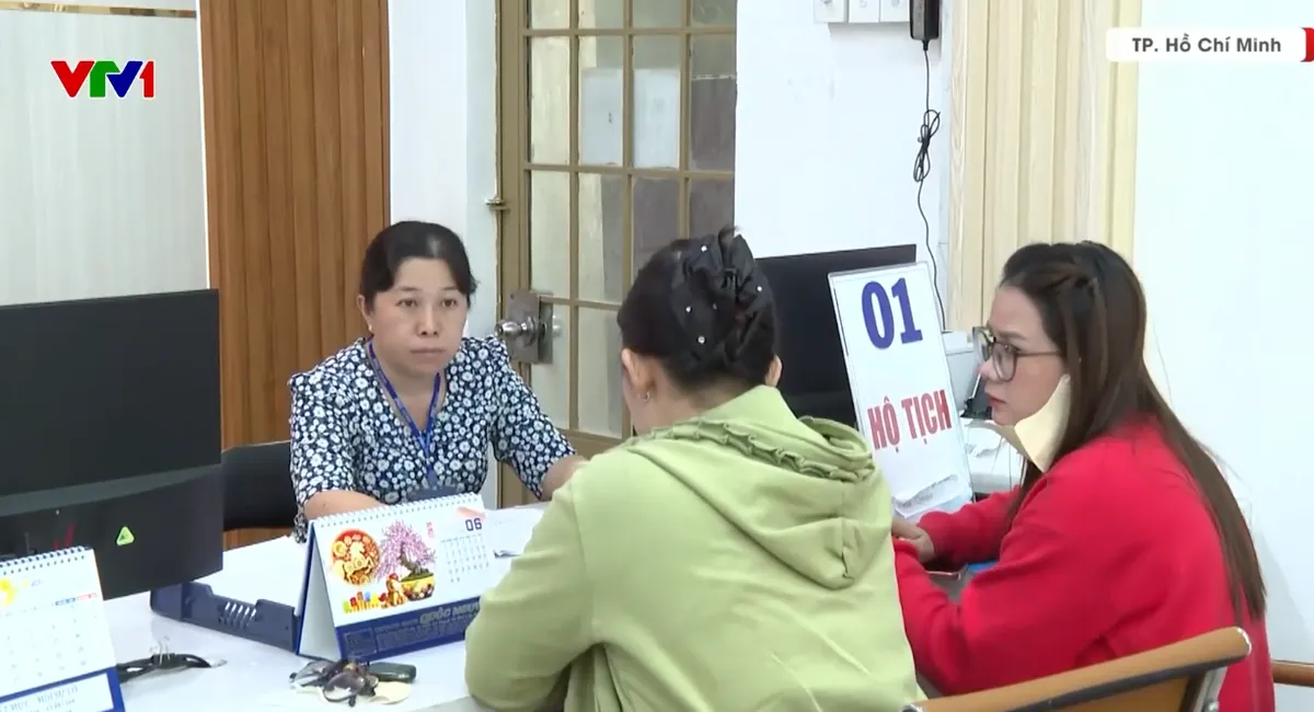 TP Hồ Chí Minh rút ngắn quy trình trả kết quả của nhiều loại giấy phép - Ảnh 1.