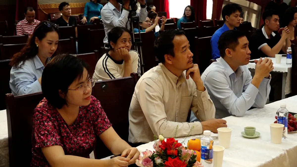 Sân khấu truyền thống Việt Nam bước vào kỷ nguyên số cùng hệ thống vé tự động- Ảnh 1. Sân khấu truyền thống Việt Nam bước vào kỷ nguyên số cùng hệ thống vé tự động- Ảnh 1.