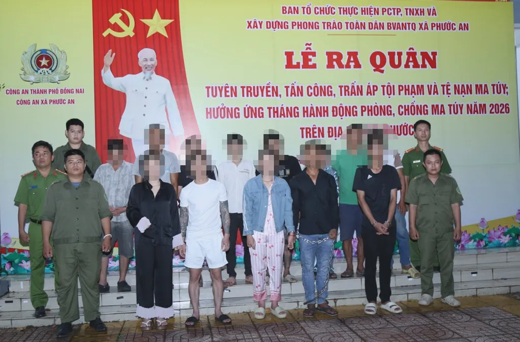 Công an TP Đồng Nai bóc gỡ đường dây tiêu thụ 6kg ma túy - Ảnh 3.