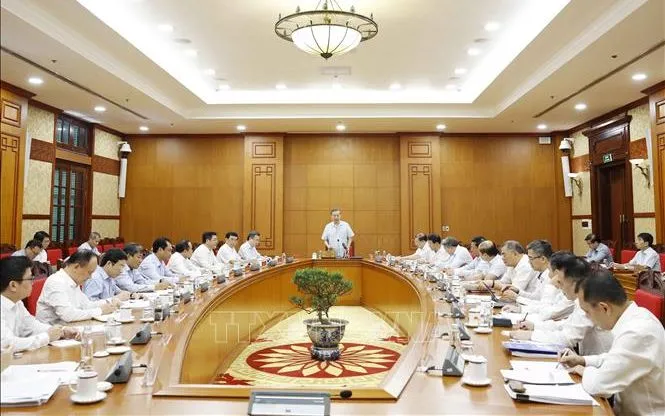 Tổng Bí thư, Chủ tịch nước Tô Lâm chủ trì làm việc về Đề án tổng kết Nghị quyết 36 - NQ/TW. Ảnh: Thống Nhất/TTXVN