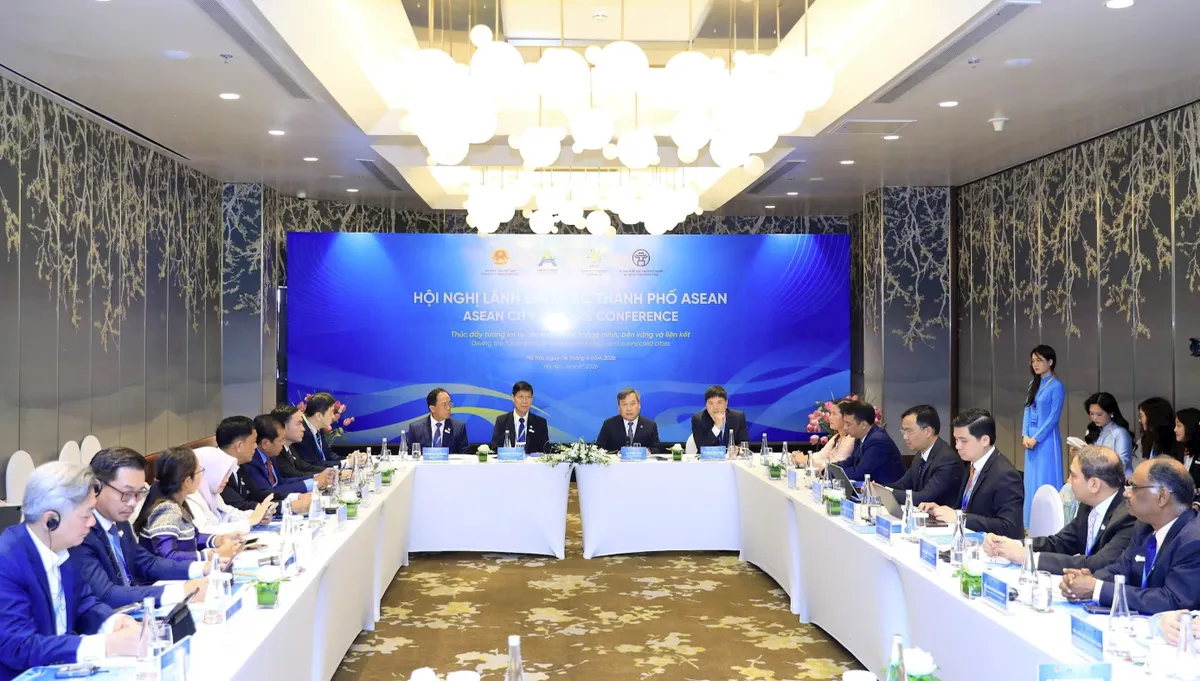 H&agrave; Nội th&uacute;c đẩy hợp t&aacute;c ph&aacute;t triển đ&ocirc; thị th&ocirc;ng minh với c&aacute;c th&agrave;nh phố ASEAN - Ảnh 2.
