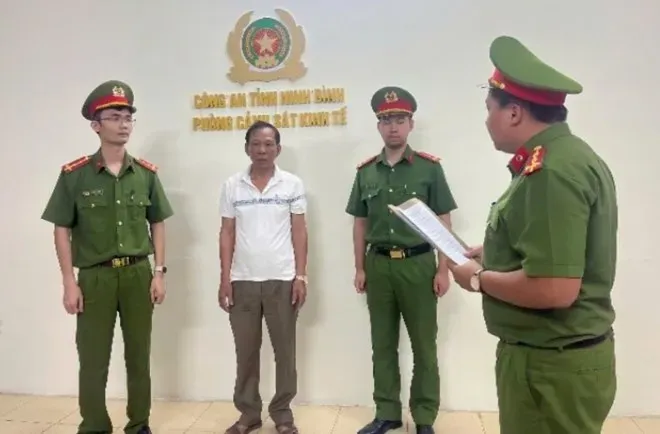 Ninh Bình khởi tố nhiều giám đốc doanh nghiệp liên quan các vụ trốn thuế hàng tỷ đồng- Ảnh 1. Ninh Bình khởi tố nhiều giám đốc doanh nghiệp liên quan các vụ trốn thuế hàng tỷ đồng- Ảnh 1.