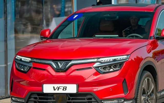 Tin vui cho người mua xe: Ô tô điện tiếp tục được miễn lệ phí trước bạ đến năm 2030- Ảnh 1. Tin vui cho người mua xe: Ô tô điện tiếp tục được miễn lệ phí trước bạ đến năm 2030- Ảnh 1.