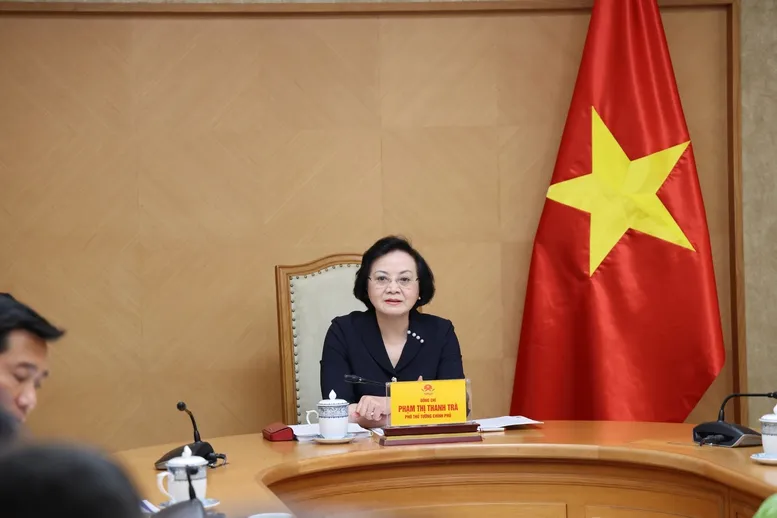 Phó Thủ tướng Phạm Thị Thanh Trà yêu cầu hoàn thiện hồ sơ chất lượng cao nhất cho Đề án thành lập thành phố Quảng Ninh- Ảnh 1. Phó Thủ tướng Phạm Thị Thanh Trà yêu cầu hoàn thiện hồ sơ chất lượng cao nhất cho Đề án thành lập thành phố Quảng Ninh- Ảnh 1.